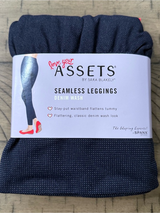 Pants - SPANX Love Your Assets Seamless Legging Denim Wash 1X